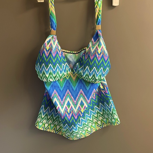Kenneth Cole Reaction Tops - Kenneth Cole Reaction Chevron Tankini Swim Top Blue Green‎ Women's M